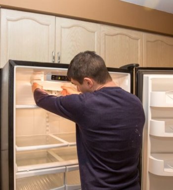 captial-appliance-fridge-repair-in-saskatoon